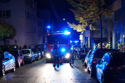 Stuttgart-West:Brand im Generationenhaus loest Grossalarm der Feuerwehr aus 